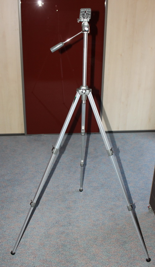 Stativ für Foto- bzw. Filmkamera